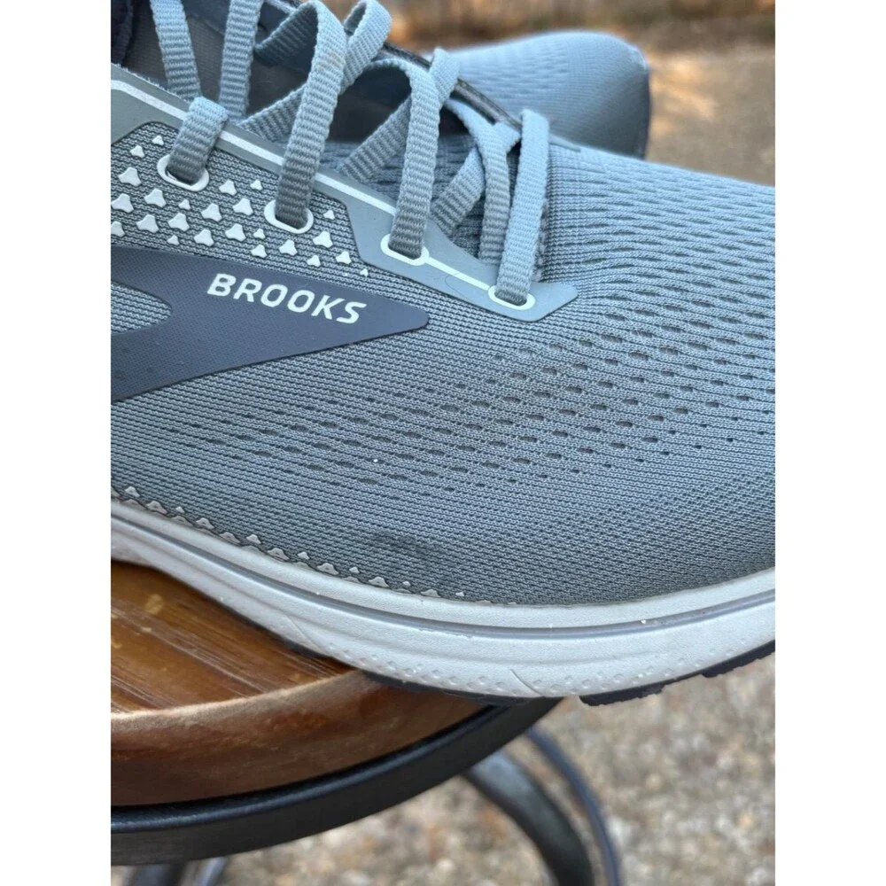 Brooks Ghost 14 Mens Size 15 Gray Athletic Lace Up Closure